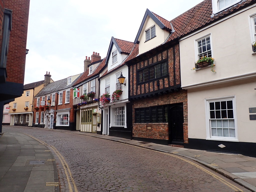 Street in Norfolk - mortgage broker services